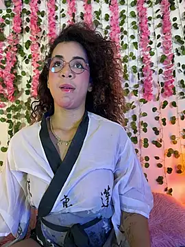 Woo isDaphne online show from 16, 2, 2026