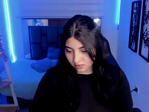 Snapshot of bloom_winxx chatting on 13, 2, 2026 bloom winxx online show from 13, 2, 2026