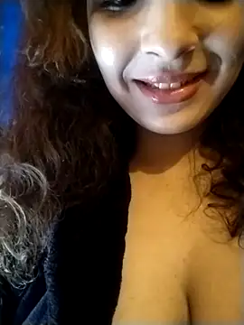 Snapshot of Quee1997 chatting on 9, 2, 2026 Quee1997 online show from 9, 2, 2026