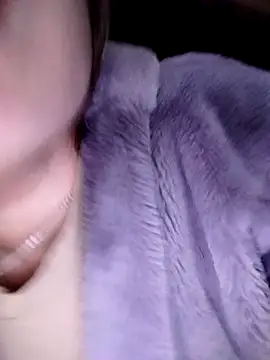 Yiyoongg online show from 13, 2, 2026