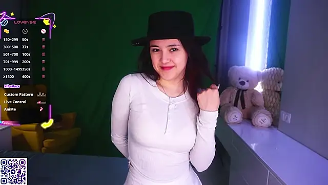 Snapshot of VerlieChahal chatting on 4, 4, 2026 VerlieChahal online show from 4, 4, 2026