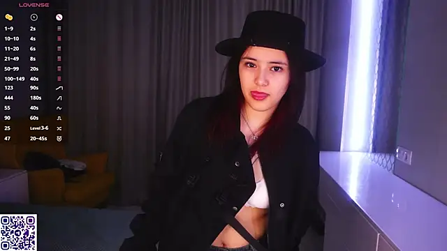 Snapshot of VerlieChahal chatting on 8, 4, 2026 VerlieChahal online show from 8, 4, 2026