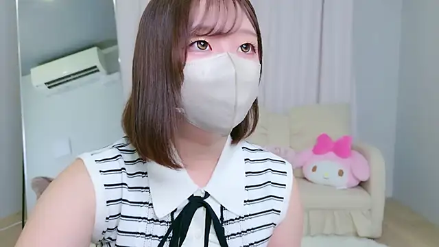 Snapshot of Saki_chanF chatting on 20, 7, 2026 Saki chanF online show from 20, 7, 2026