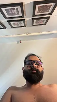 beerboy2222 online show from 15, 4, 2026