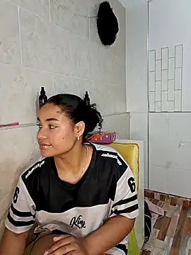 BrianaSweetxxx online show from 14, 3, 2026