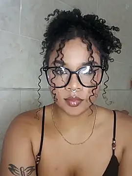 BrianaSweetxxx online show from 16, 4, 2026