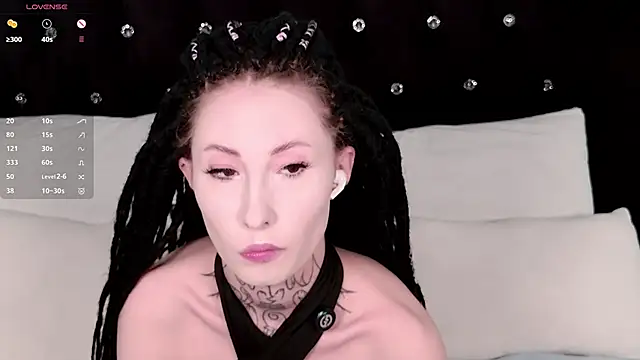 roxy morrison x online show from 22, 3, 2026