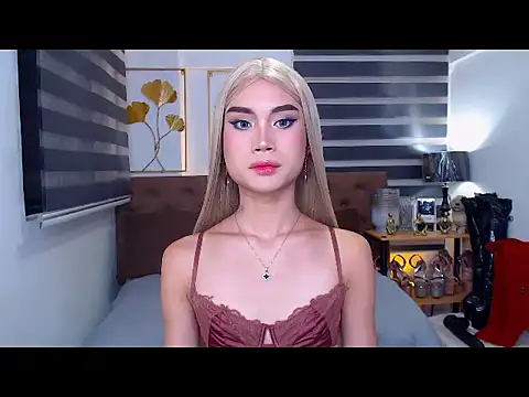 Snapshot of JuicyCockThea chatting on 19, 6, 2026 JuicyCockThea online show from 19, 6, 2026
