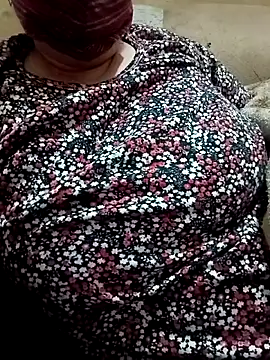 Simran 008 online show from 8, 3, 2026