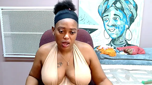 Snapshot of TyraHotxxx chatting on 17, 3, 2026 TyraHotxxx online show from 17, 3, 2026