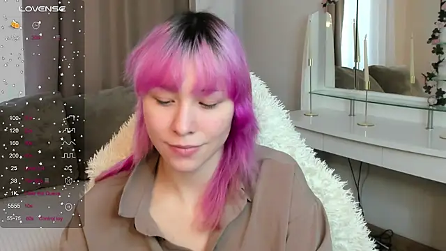 EmilyTrase online show from 27, 5, 2026