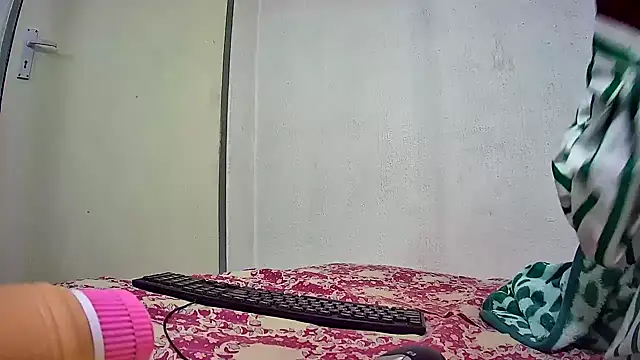 BlackBeauty2002 online show from 11, 4, 2026