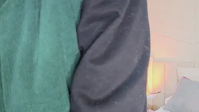 Snapshot of Eyes_moon_ chatting on 3, 3, 2026 Eyes moon online show from 3, 3, 2026