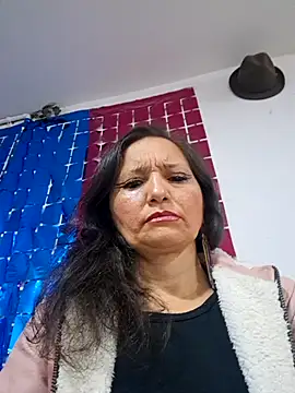 Alexamontiel  online show from 11, 4, 2026