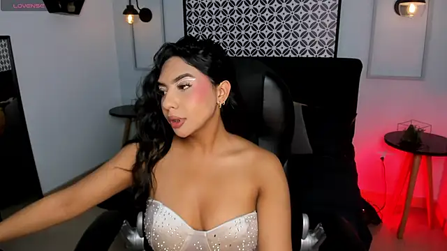 Lola 12  online show from 6, 3, 2026