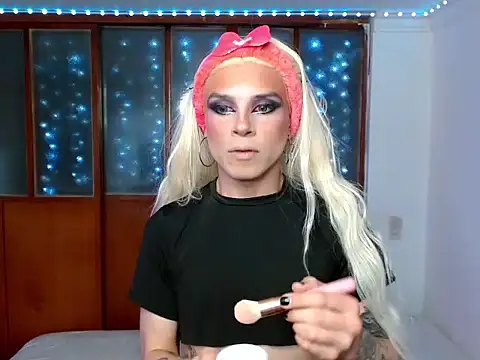 Snapshot of DanniHotBoy02 chatting on 26, 2, 2026 DanniHotBoy02 online show from 26, 2, 2026