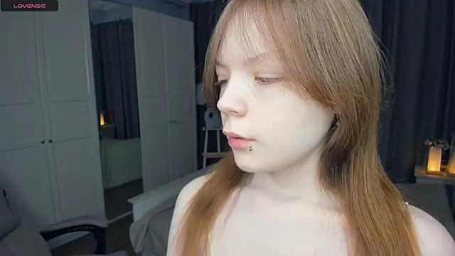 LavenderMitten online show from 7, 4, 2026