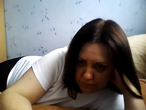 LockyCharm111 online show from 9, 4, 2026