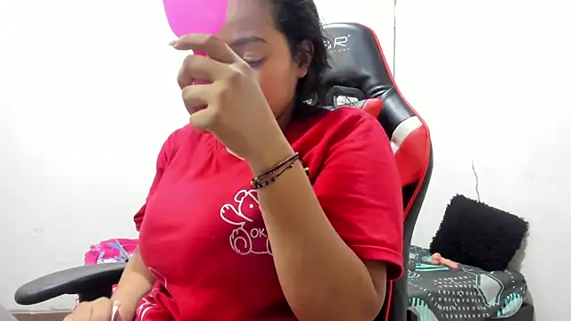 QueenNyxx online show from 24, 4, 2026