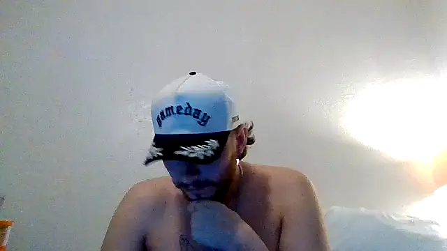 Tallhungandcloudy online show from 17, 4, 2026