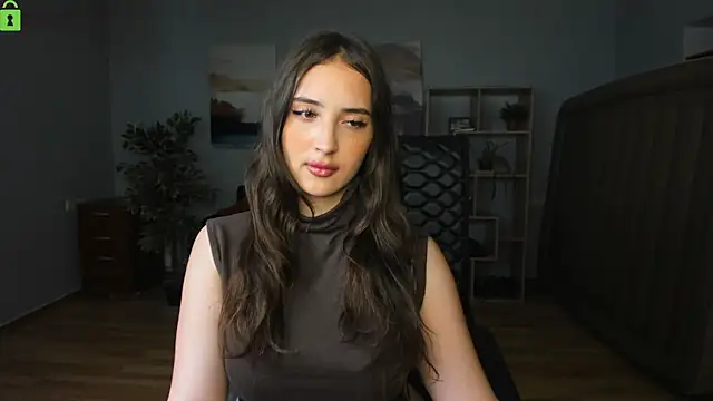 Snapshot of Effy_Royse chatting on 2, 7, 2026 Effy Royse online show from 2, 7, 2026