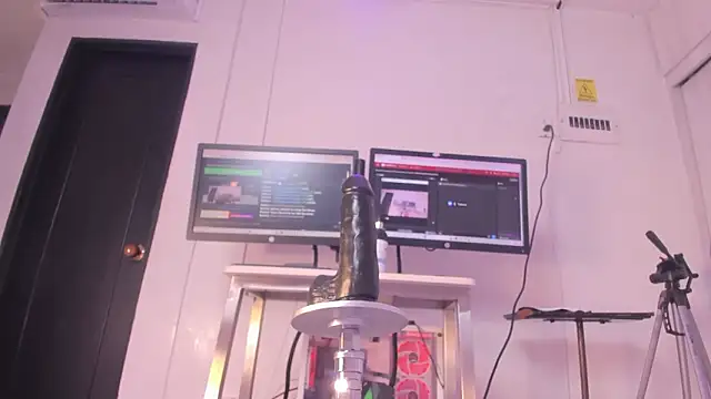 Snapshot of Bunny_Blush1 chatting on 14, 3, 2026 Bunny Blush1 online show from 14, 3, 2026