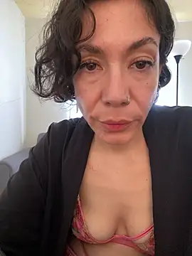 JeanneDuval8888 online show from 2, 4, 2026