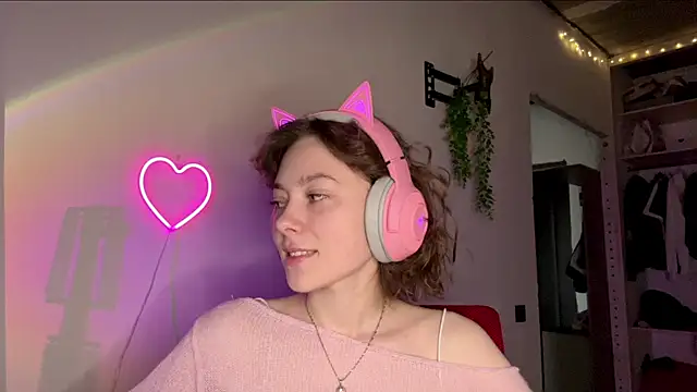 SlunkRear online show from 12, 4, 2026