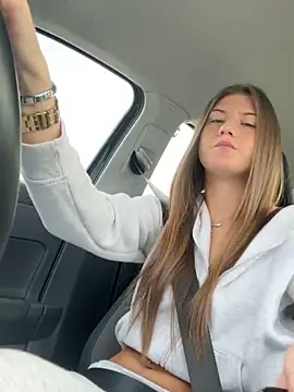 Jadejxox online show from 23, 3, 2026