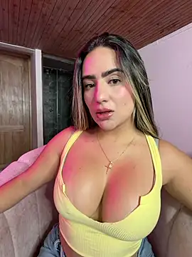 Snapshot of Miilana_ chatting on 24, 6, 2026 Miilana online show from 24, 6, 2026
