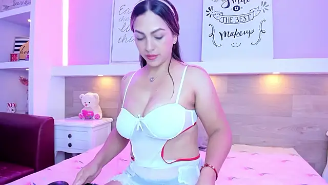 ZoeMoon-1 online show from 3, 3, 2026