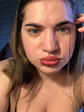 Snapshot of OliviaBlogo chatting on 4, 3, 2026 OliviaBlogo online show from 4, 3, 2026