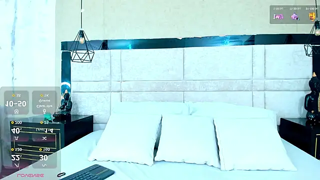 CloheBell online show from 9, 4, 2026