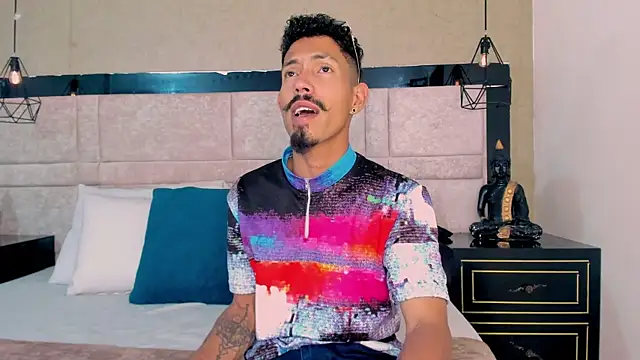 Snapshot of NoaahTylor chatting on 15, 3, 2026 NoaahTylor online show from 15, 3, 2026