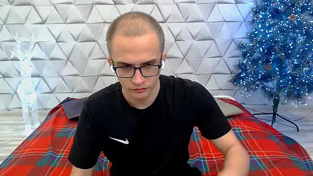 Snapshot of Pure_Aura chatting on 27, 2, 2026 Pure Aura online show from 27, 2, 2026