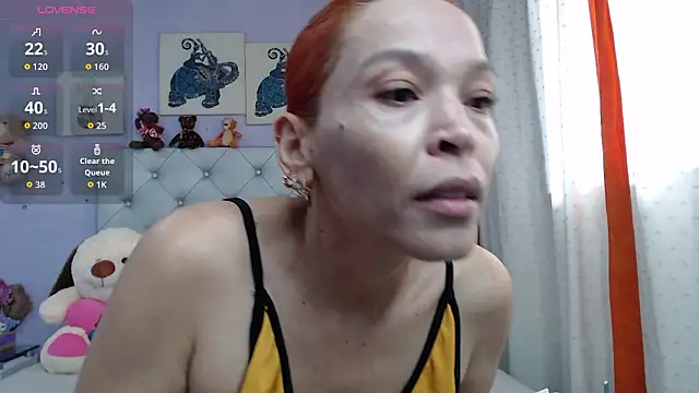 Dayana Smithh online show from 6, 3, 2026