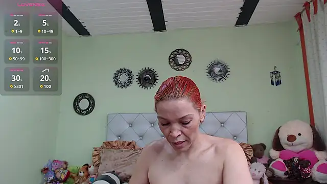 Dayana Smithh online show from 15, 3, 2026