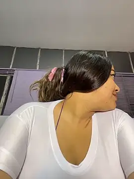 Snapshot of MollyBigBoobss chatting on 12, 2, 2026 MollyBigBoobss online show from 12, 2, 2026