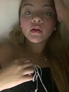 Snapshot of ayla0881 chatting on 22, 2, 2026 ayla0881 online show from 22, 2, 2026