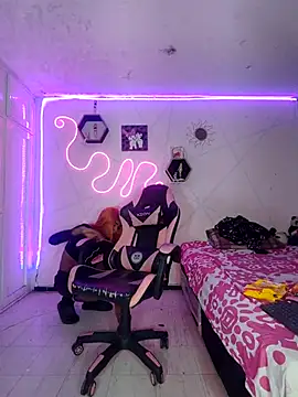 Snapshot of Violeta_R_ chatting on 13, 3, 2026 Violeta R online show from 13, 3, 2026