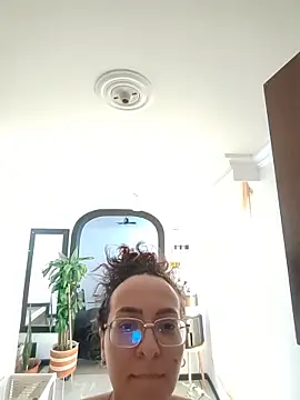 Alexia--27 online show from 1, 3, 2026