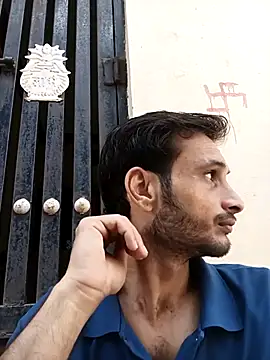 Beinghorny83 online show from 5, 4, 2026