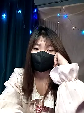 Girl-crazy1 online show from 4, 4, 2026