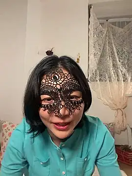 Mochi-Momo online show from 19, 7, 2026