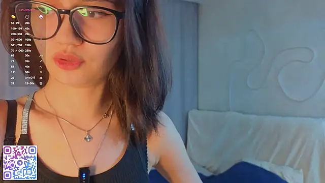 Snapshot of BeatrisRosel chatting on 12, 4, 2026 BeatrisRosel online show from 12, 4, 2026