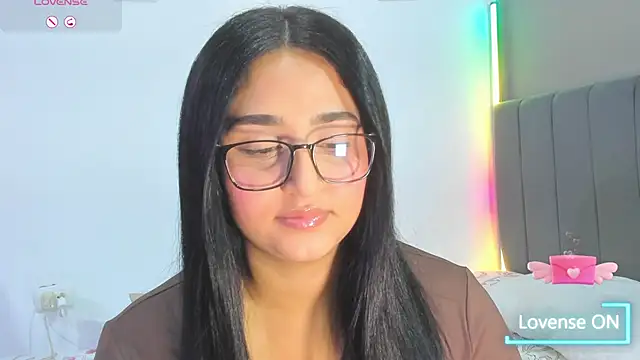 Snapshot of Curvy_sweet chatting on 27, 2, 2026 Curvy sweet online show from 27, 2, 2026