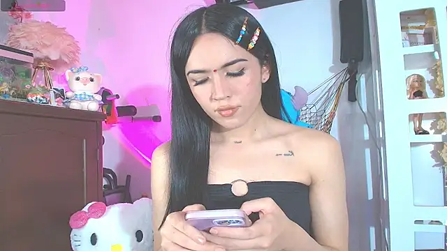 Yiyii online show from 18, 3, 2026