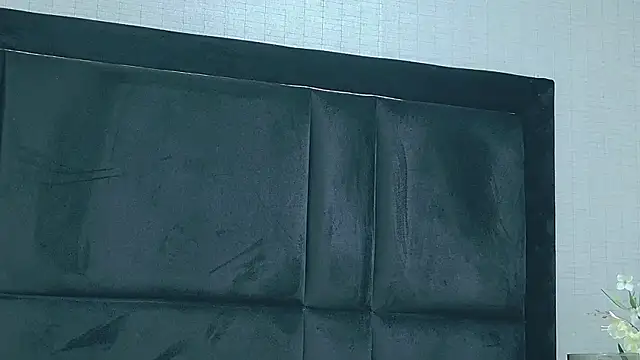 HollyOlson online show from 1, 4, 2026