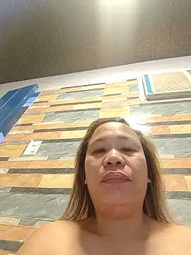 squirtshantal online show from 28, 2, 2026