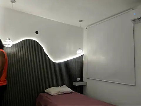 alexj black  online show from 23, 4, 2026